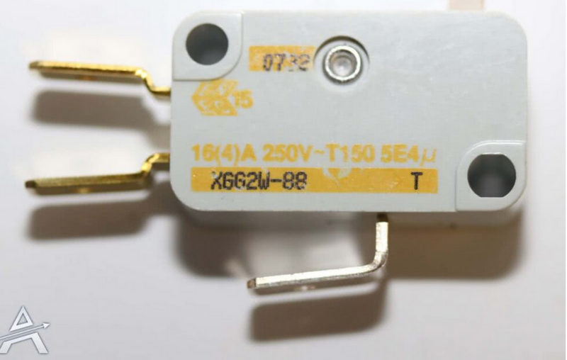 Microswittch BMW 628 CSI - M635 CSI (E24) UP 05-1982 Chauffage-Air conditionné Wallothesch.png