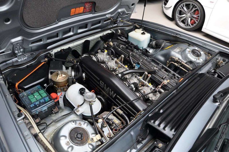 BMW-SERIE-6-11.jpg