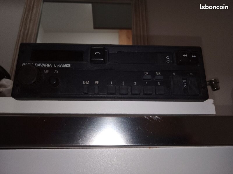 BMW AUTORADIO 1112022.jpg
