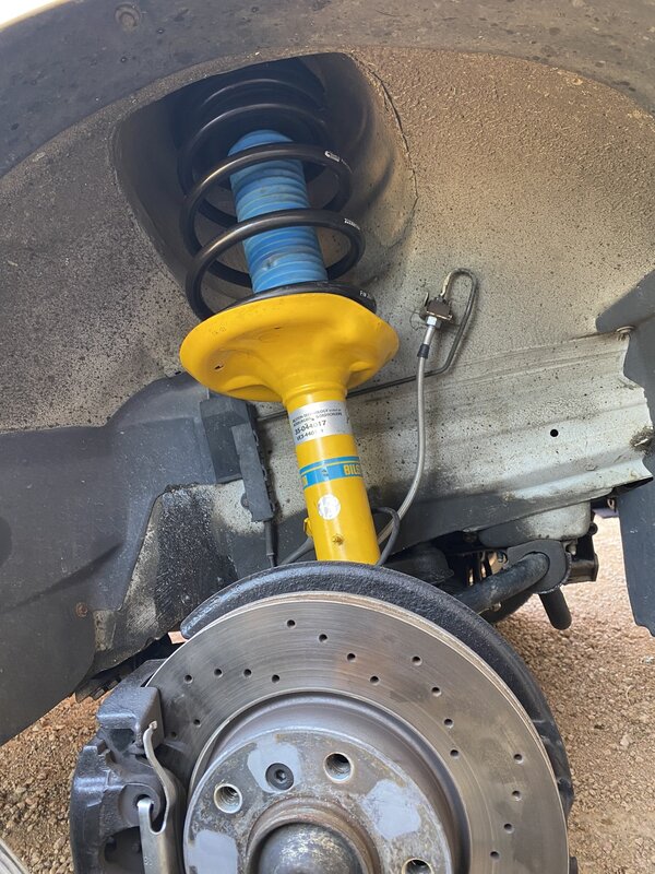 susp monté-min.JPEG